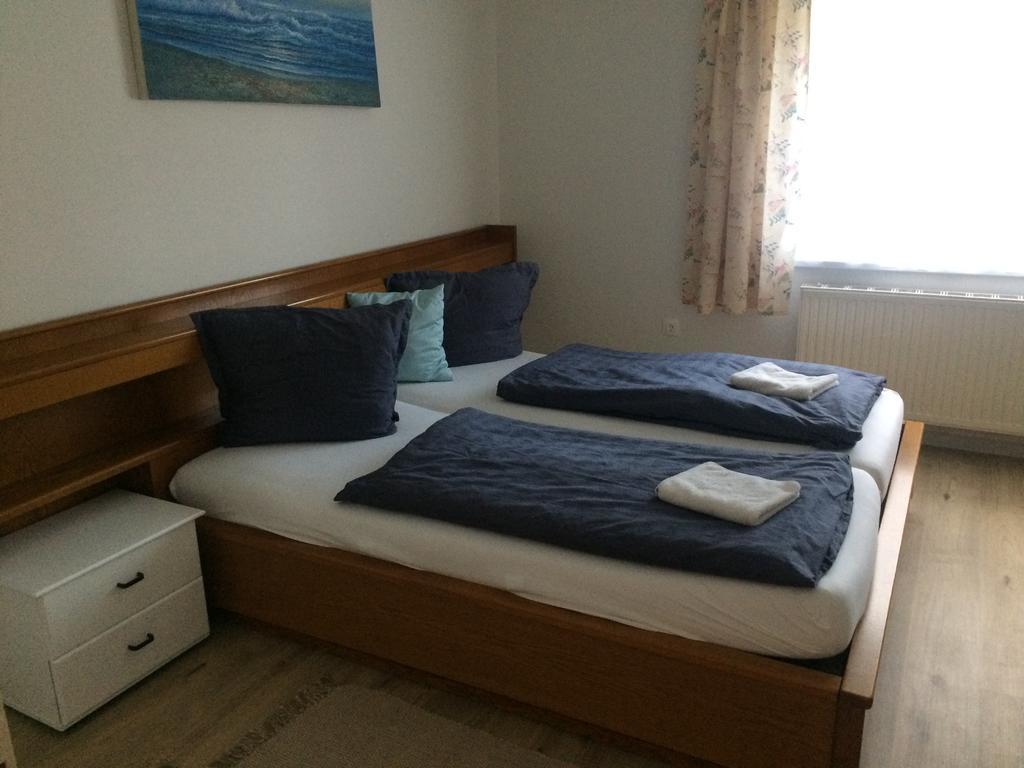 דירות Kapuvár Baro Berg Apartman מראה חיצוני תמונה
