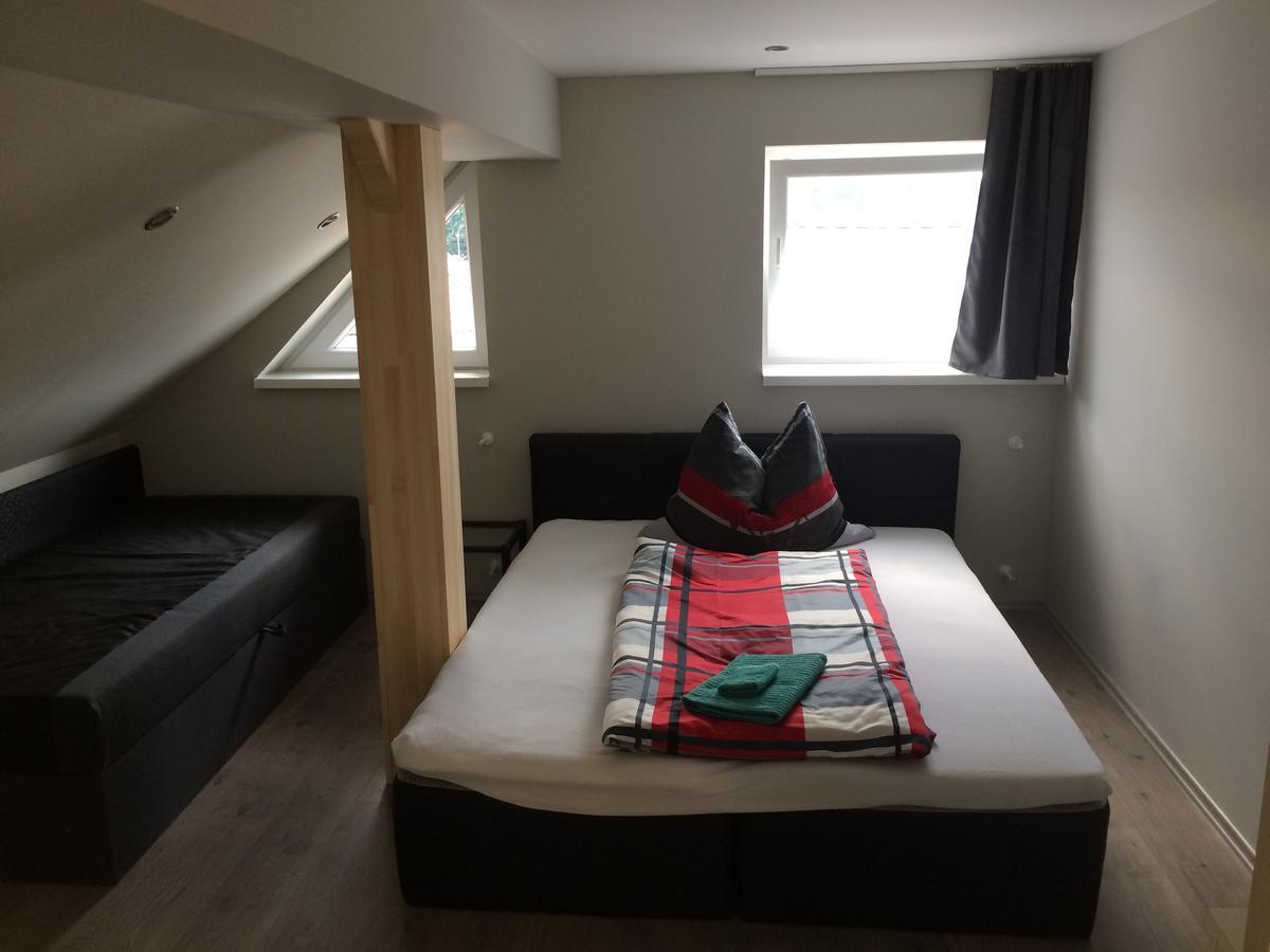 דירות Kapuvár Baro Berg Apartman מראה חיצוני תמונה